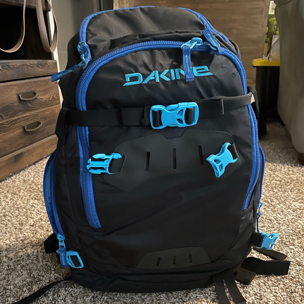 Dakine camera bag/ hiking backpack